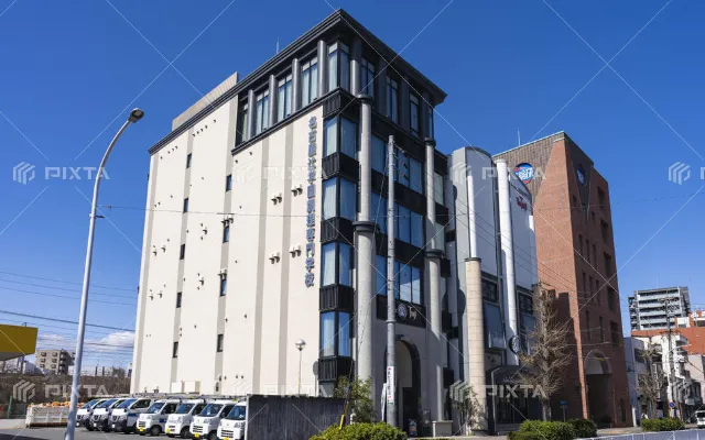 成安造形大学と姉妹校提携していることを示す写真